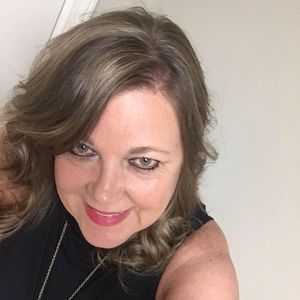 Meet your Posher, Marie